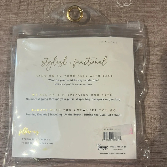 The Darling Effect Keychain Wristlet. NWT. Blue, Pink and Tan. - Picture 2 of 4